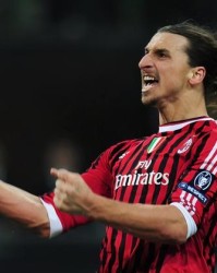  国际米兰德比战憾平米兰双雄积分差距未拉开