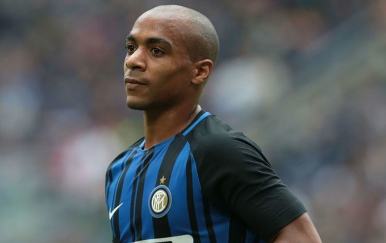  国米传奇马特拉齐现身教练席，临时指导防守  