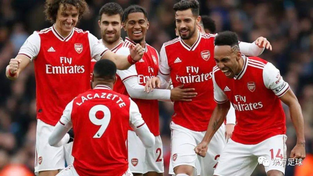  阿森纳零封狼队登顶积分榜首  