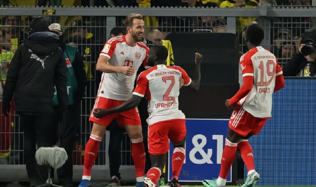  拜仁队长诺伊尔伤愈复出，零封对手助球队登顶  